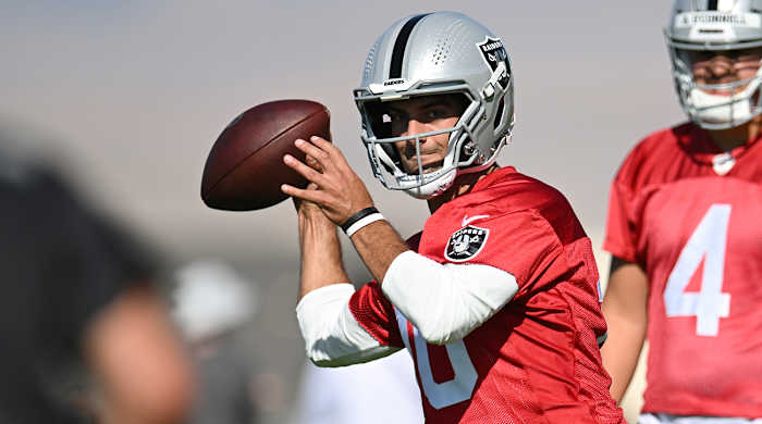 Raiders quarterback Jimmy Garoppolo